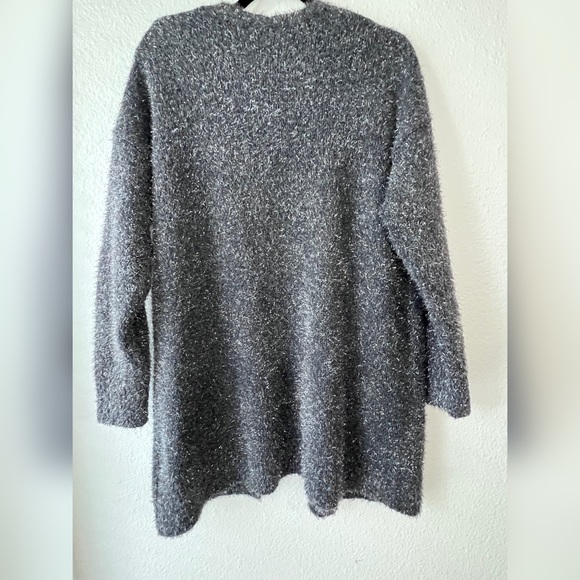 LANE BRYANT Long Sleeve Open Eye Lash Grey/Silver Sweater Cardigan Size 14/16 - Picture 2 of 9